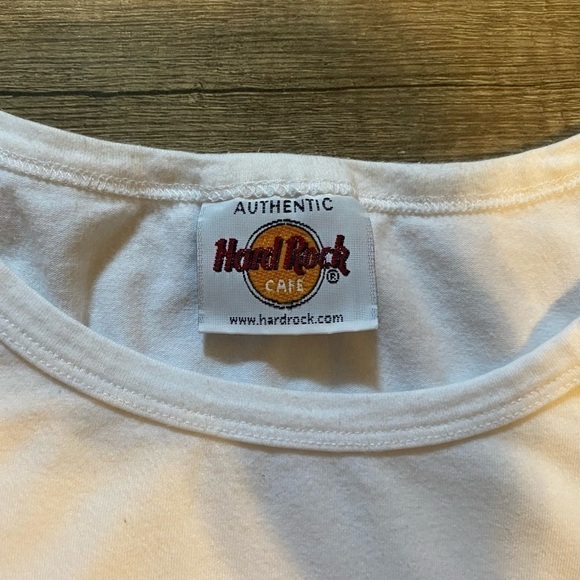 Vintage Authentic Hard Rock Cropped T-Shirt - Picture 4 of 8